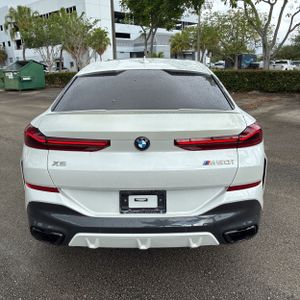 BMW X6 M50I - 7