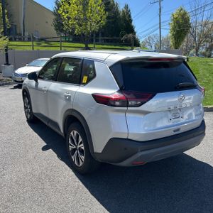 NISSAN ROGUE SV - 5