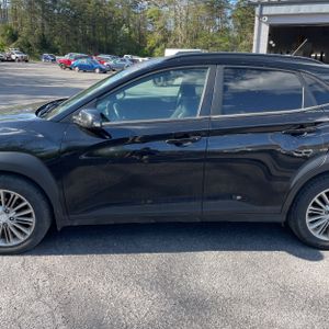 HYUNDAI KONA SEL - 4