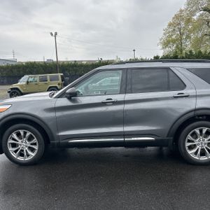 FORD EXPLORER XLT - 4