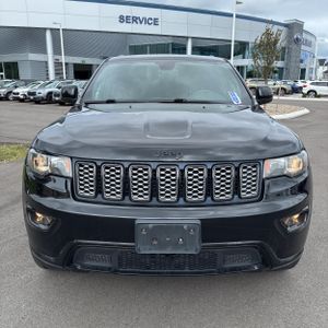 صورة 14 لـ 2017 JEEP GRAND CHEROKEE ALTITUDE