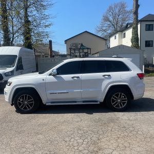JEEP GRAND CHEROKEE OVERLAND - 3