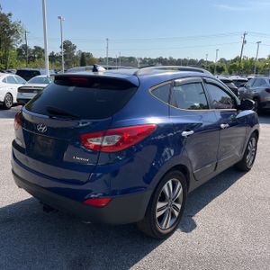 HYUNDAI TUCSON LIMITED - 8