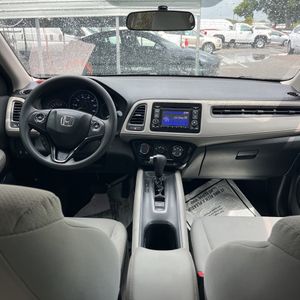 2019 Honda HR-V LX 照片 35