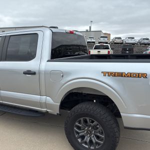 FORD F-150 TREMOR - 6