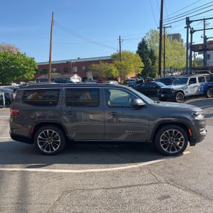 JEEP WAGONEER SERIES III - 10