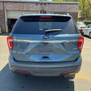 FORD EXPLORER BASE - 7