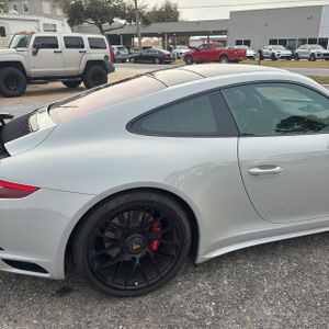 PORSCHE 911 CARRERA GTS - 9