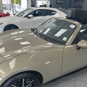 MAZDA MX-5 MIATA RF GRAND TOURING - 2