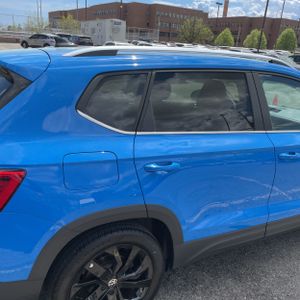 VOLKSWAGEN TAOS SE 4MOTION - 9