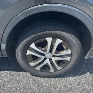 2016 Toyota RAV4 LE — фото 18