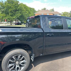 2023 Chevrolet SILVERADO 1500 LT 照片 9