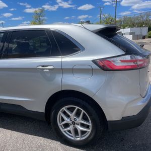 FORD EDGE SEL - 6