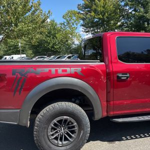 صورة 9 لـ 2018 FORD F-150 RAPTOR
