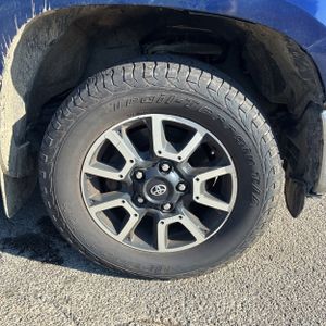 2014 Toyota TUNDRA LIMITED photo 20