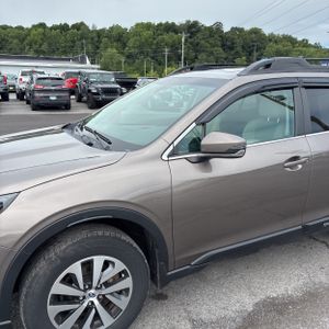 2021 Subaru OUTBACK PREMIUM — фото 2