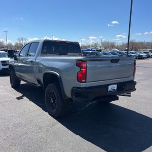 CHEVROLET SILVERADO 2500HD ZR2 - 5