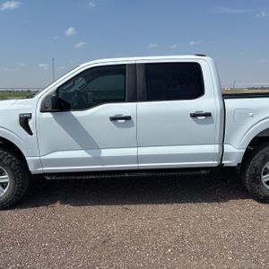 صورة 4 لـ 2023 FORD F-150 XL