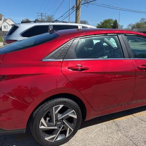 HYUNDAI ELANTRA LIMITED - 9