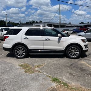 FORD EXPLORER LIMITED - 10