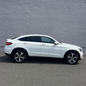 MERCEDES-BENZ GLC - 10