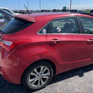 HYUNDAI ELANTRA GT BASE - 8