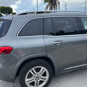 2021 Mercedes-BENZ GLB 照片 9