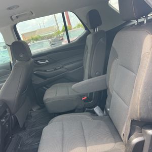 صورة 33 لـ 2020 Chevrolet TRAVERSE LT CLOTH