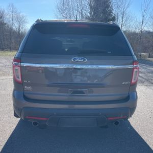 FORD EXPLORER XLT - 7