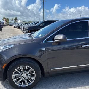 CADILLAC XT5 LUXURY - 2