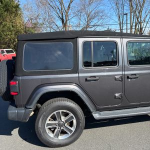 JEEP WRANGLER UNLIMITED SAHARA - 9