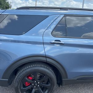 FORD EXPLORER ST - 9