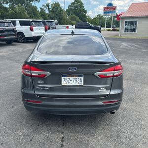 FORD FUSION SE - 7