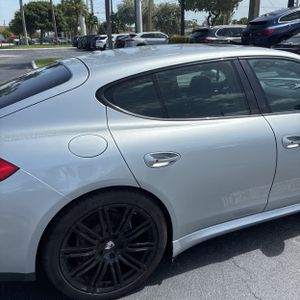 صورة 9 لـ 2016 Porsche PANAMERA 4