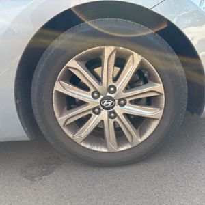 2015 Hyundai ELANTRA SE — миниатюра 20