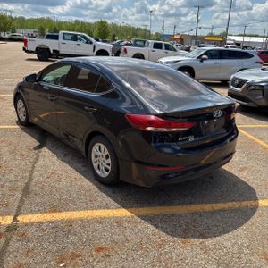 HYUNDAI ELANTRA SE - 5