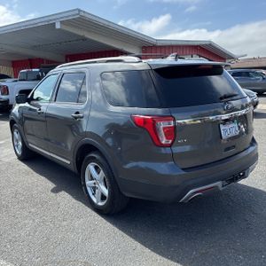 FORD EXPLORER XLT - 5