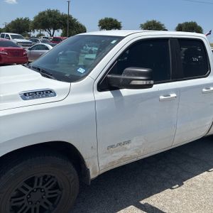 2022 RAM 1500 BIG HORN 照片 2