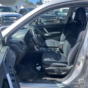 صورة مصغرة 31 لـ 2016 Subaru FORESTER 2.5I