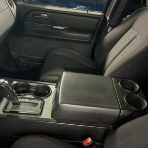 صورة 63 لـ 2007 FORD EXPEDITION XLT