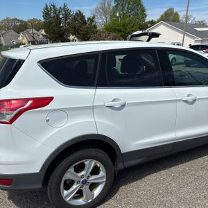 FORD ESCAPE SE - 9