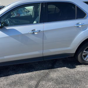 CHEVROLET EQUINOX LT - 4