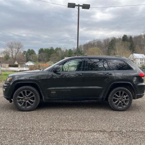 JEEP GRAND CHEROKEE LIMITED 75TH ANNIVERSARY - 3