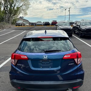 2016 Honda HR-V LX photo 16