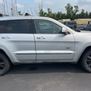 صورة مصغرة 11 لـ 2011 JEEP GRAND CHEROKEE LAREDO