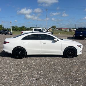 MERCEDES-BENZ CLA - 10