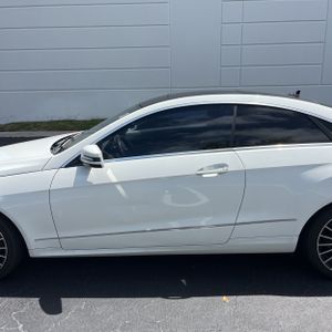 MERCEDES-BENZ E-CLASS - 4