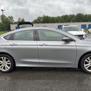 2015 Chrysler 200 LIMITED — фото 10