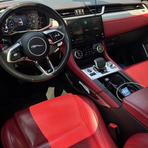 صورة مصغرة 37 لـ 2021 Jaguar F-PACE P400 R-DYNAMIC S