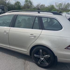 VOLKSWAGEN JETTA SPORTWAGEN SE PZEV - 6